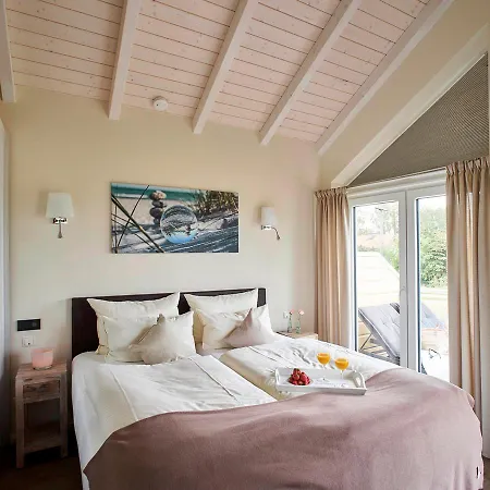 Ferienhaus Luxuswellnesshaus Strandburg