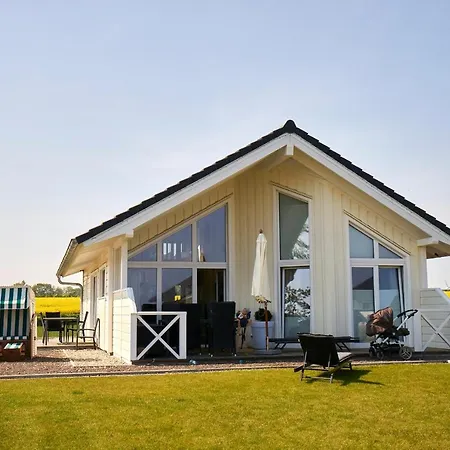 Ferienhaus Luxuswellnesshaus Strandburg *