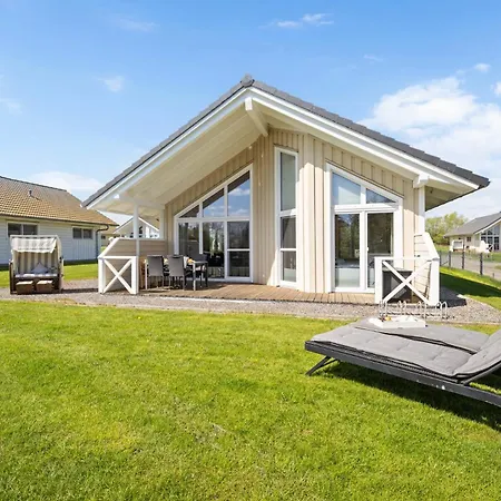 Luxuswellnesshaus Strandburg Ferienhaus Bliesdorf