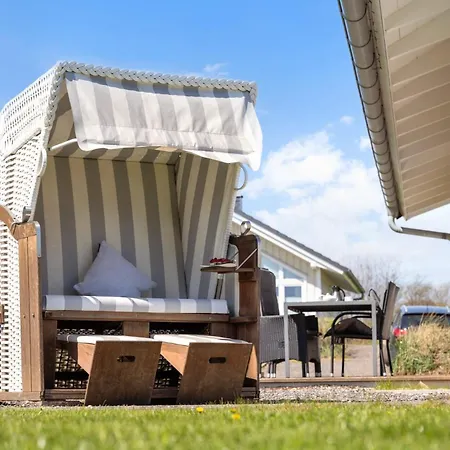 Luxuswellnesshaus Strandburg Ferienhaus Bliesdorf