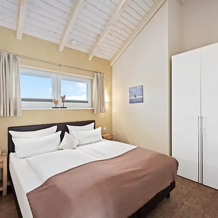 Ferienhaus Luxuswellnesshaus Strandburg *